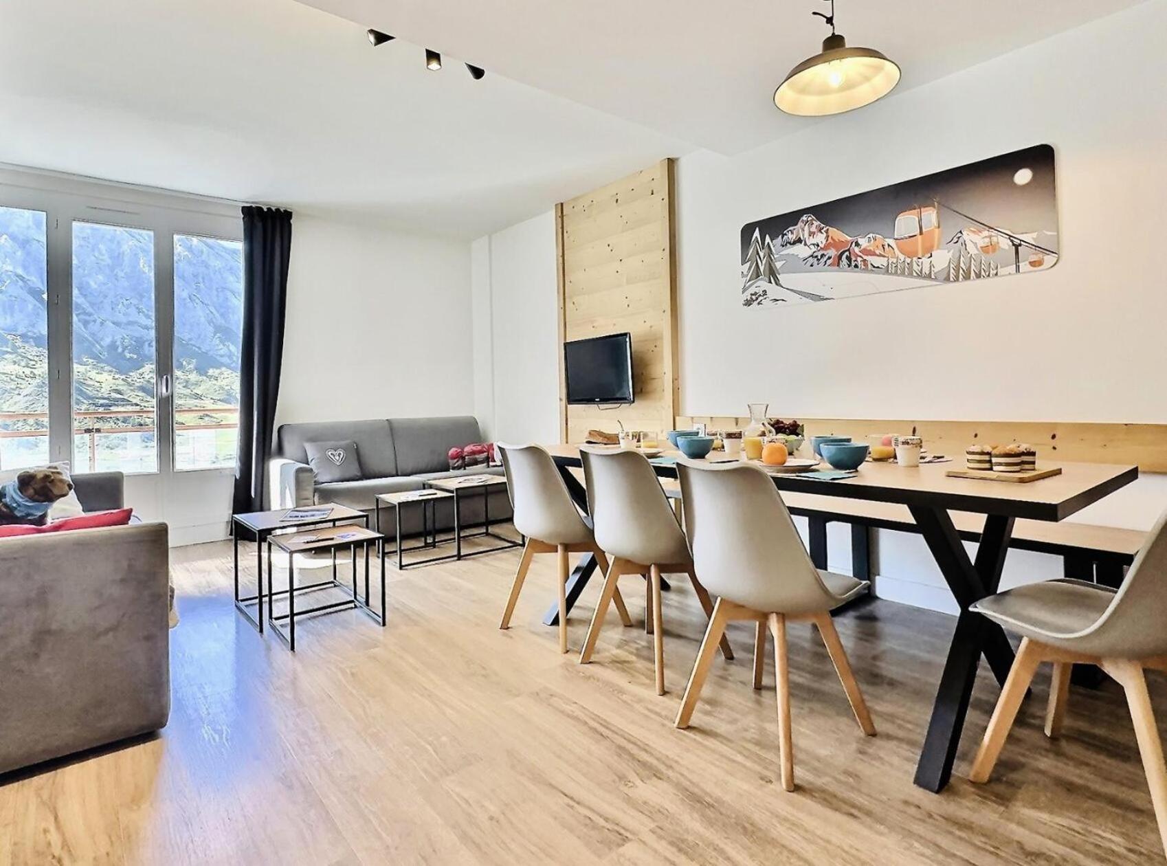 Le - 3 Pieces Pour 8 Personnes 82 Tignes
